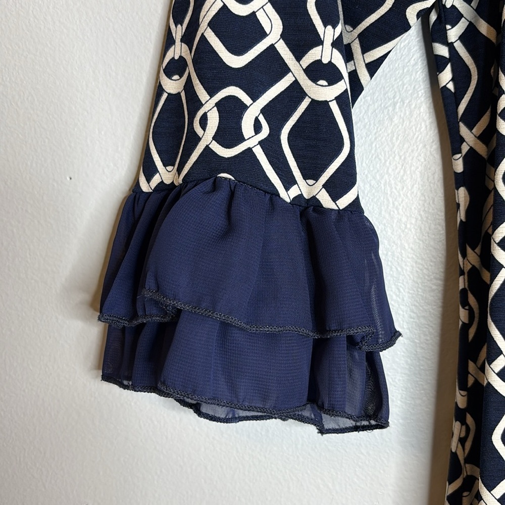SOUTHERN FRIED CHICS BLOUSE - Picture 3 of 4